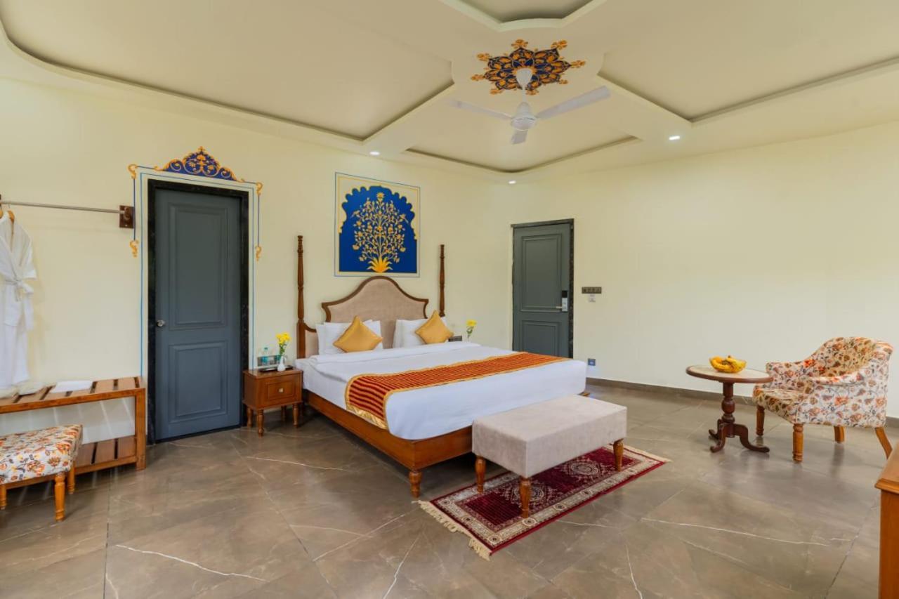 מלון אודייפור Traavista Aravali Mahal מראה חיצוני תמונה